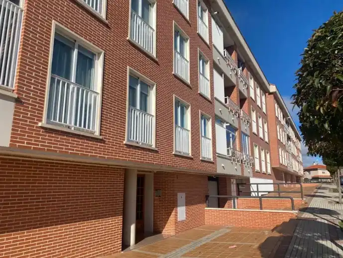 Wohnung mit Aufzug zur Miete in Calle Maestre Juan de Secaduras