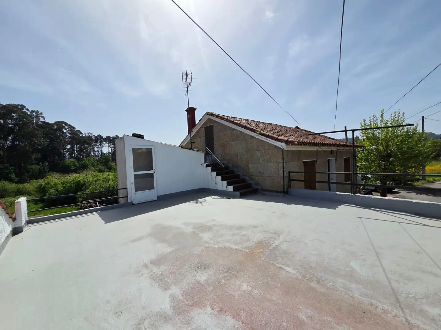 Vista exterior de Casa o xalet en venda en Sanxenxo amb Jardí privat i Terrassa