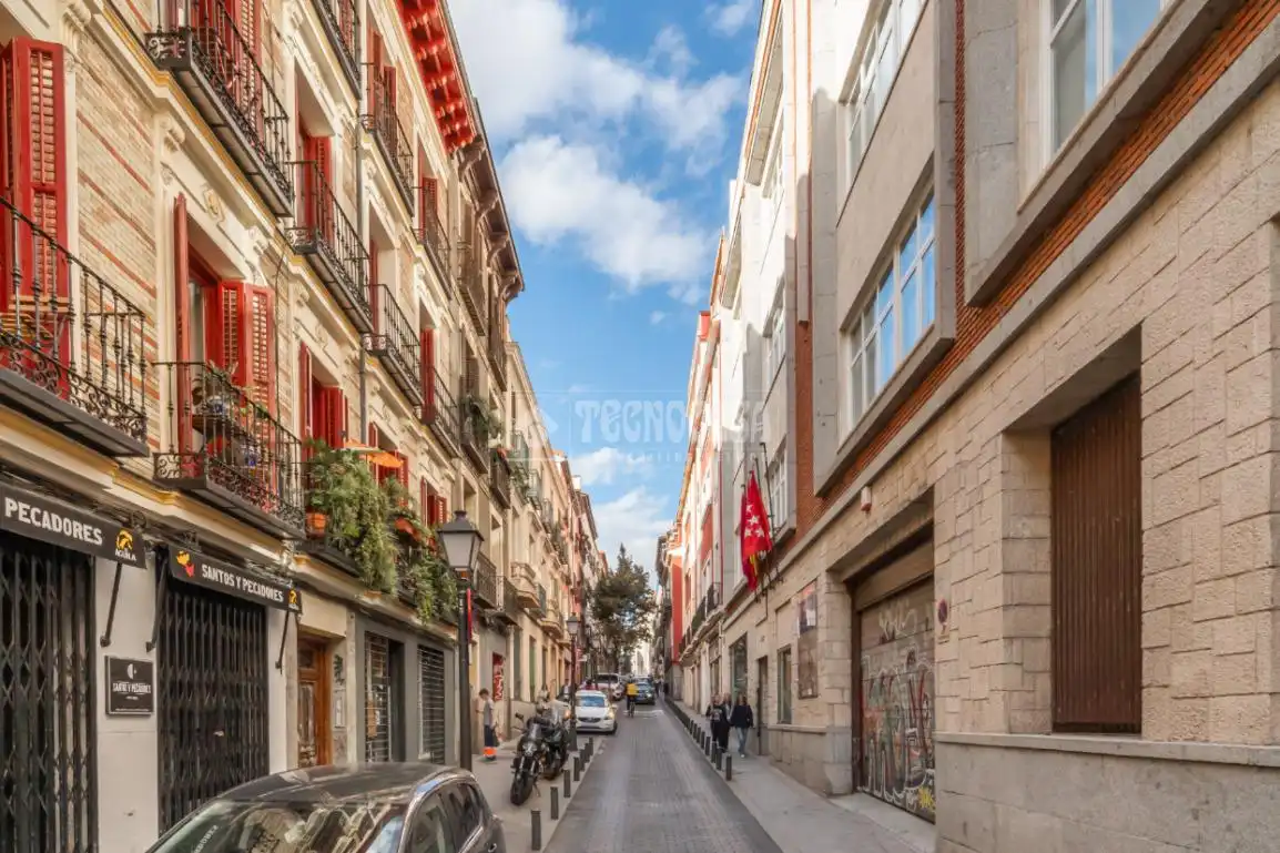 Vista exterior de Estudio en venta en Madrid