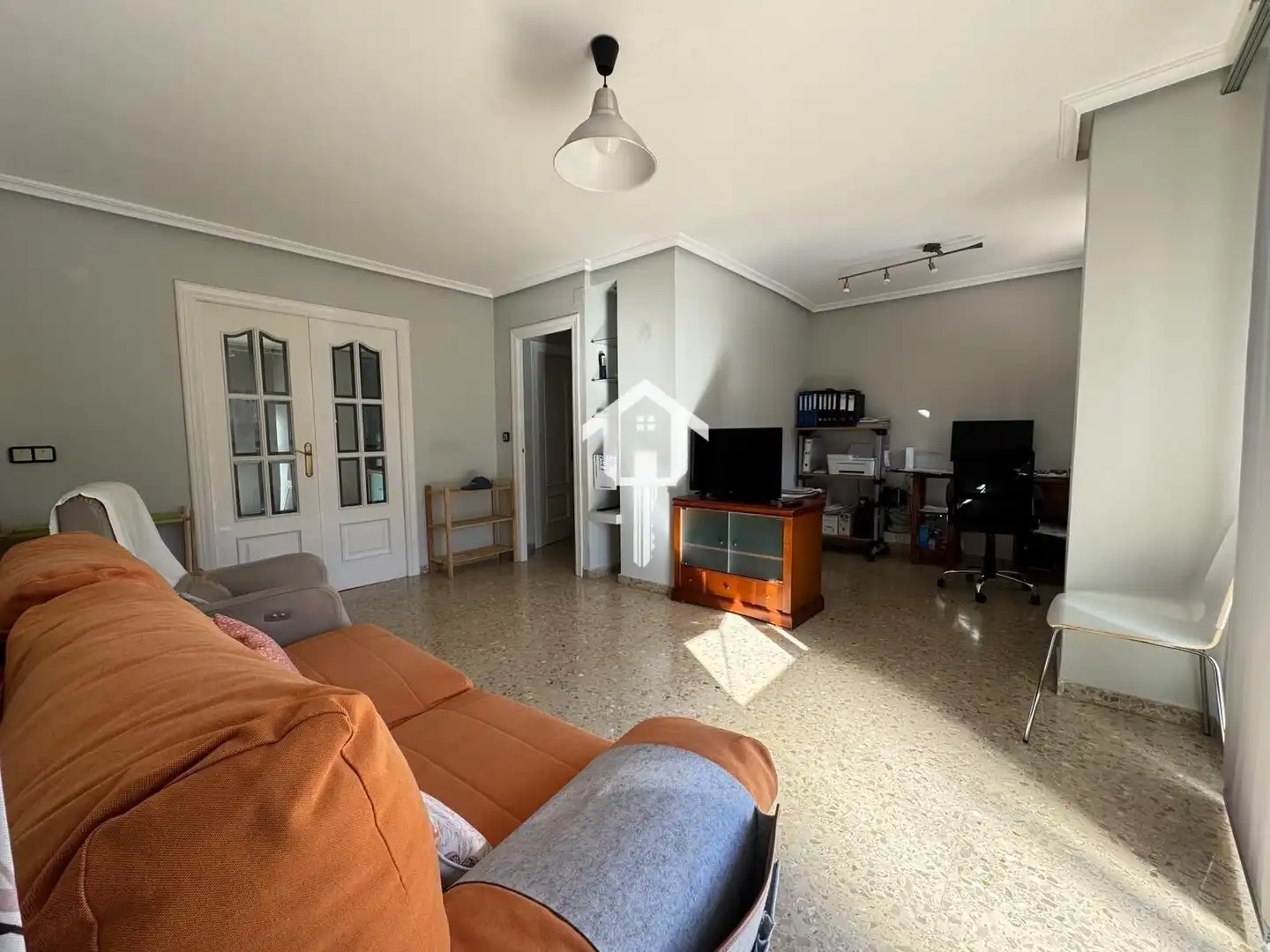 Sala d'estar de Pis en venda en Alicante / Alacant amb Aire condicionat, Terrassa i Moblat