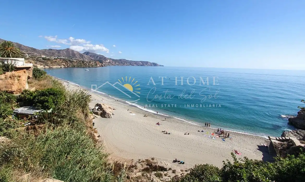 Vista exterior de Casa o chalet en venta en Nerja con Terraza y Horno