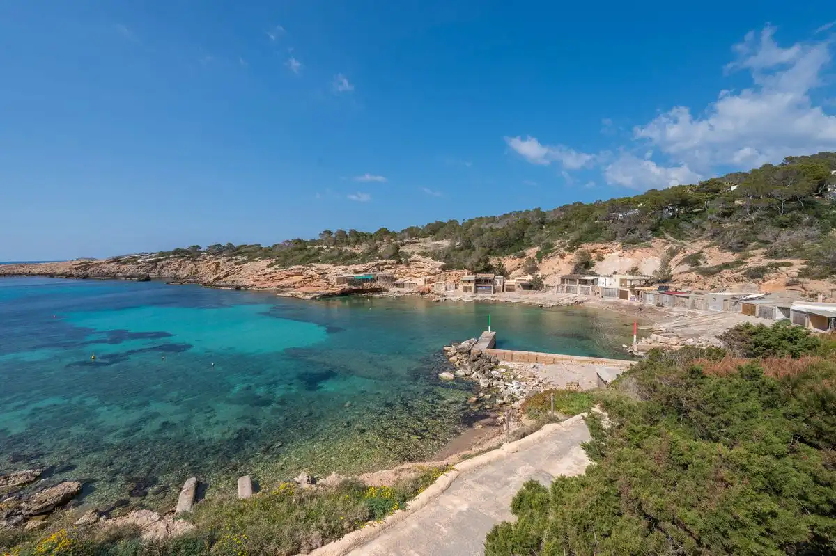 Exterior view of Detached homes for sale in Sant Josep de sa Talaia  with Air Conditioner, Heating and Private garden