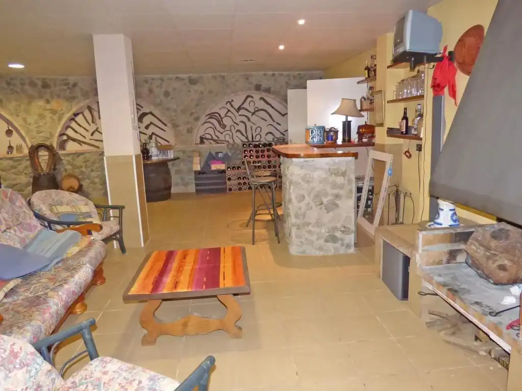 Casa o xalet en venda en Vilafant amb Aire condicionat, Jardí privat i Terrassa