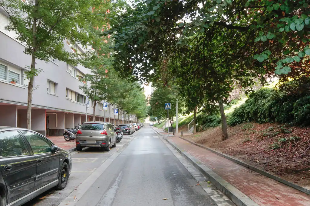 Vista exterior de Pis en venda en Barcelona amb Calefacció