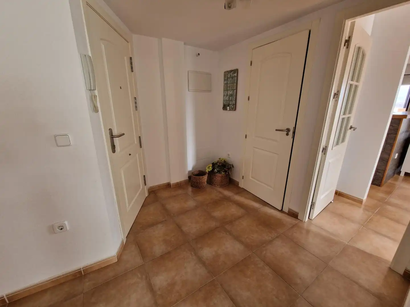 Flat with terrace for sale in Calarreona, imagen 4