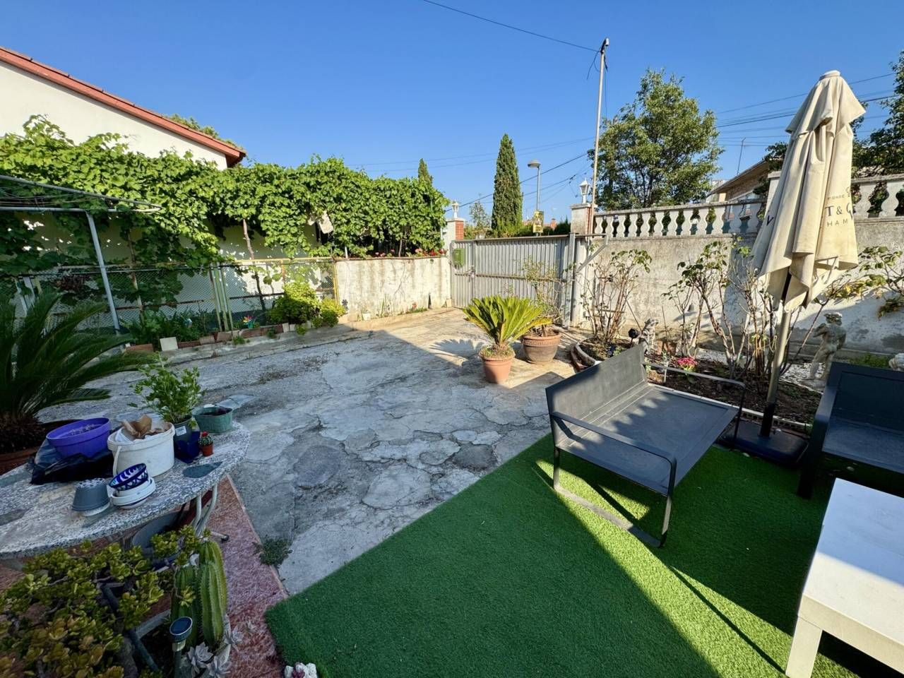 Garden of House or chalet for sale in Cerdanyola del Vallès  with Air Conditioner, Heating and Private garden