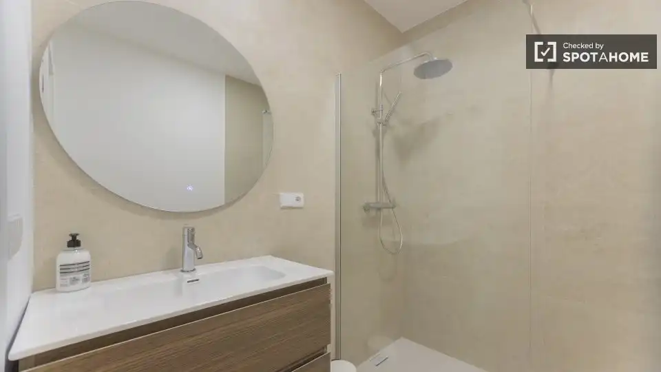 Habitación en El Cabanyal - El Canyamelar
