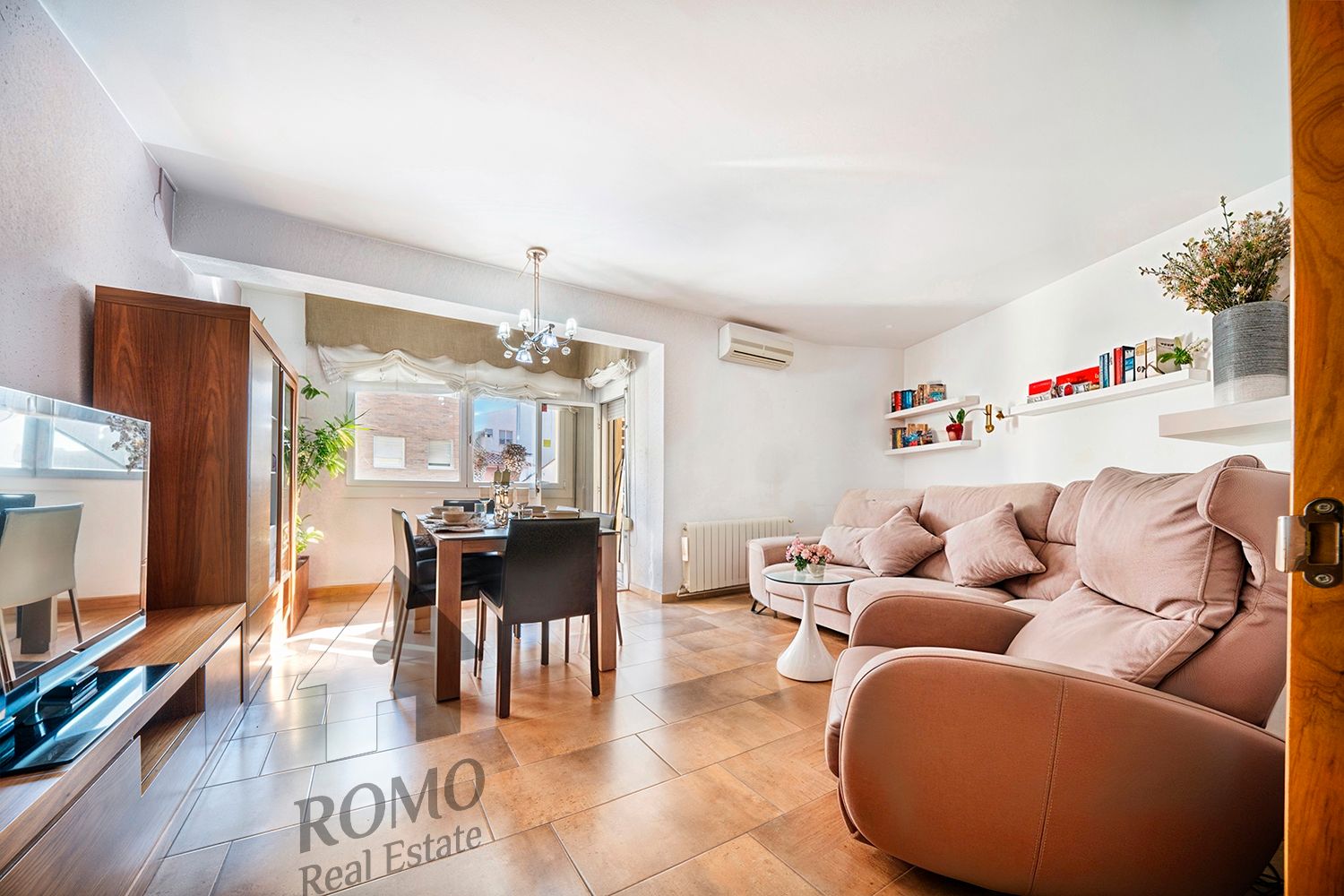 Living room of Flat for sale in Polinyà  with Air Conditioner and Terrace