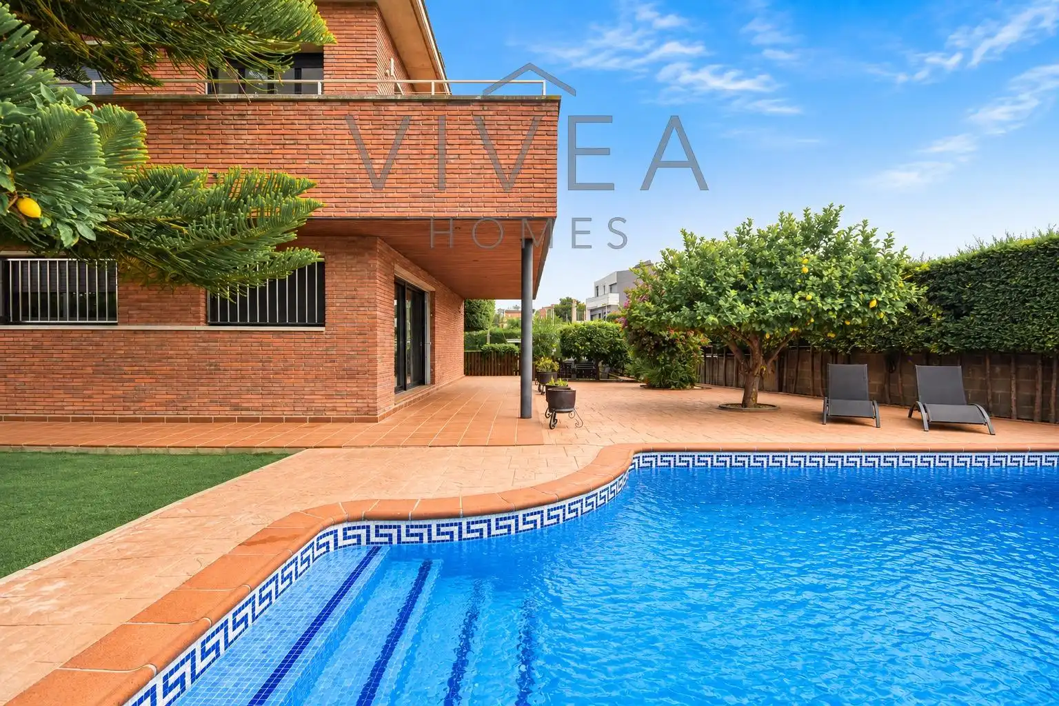 Vista exterior de Casa o chalet en venta en Sabadell con Aire acondicionado, Calefacción y Jardín privado