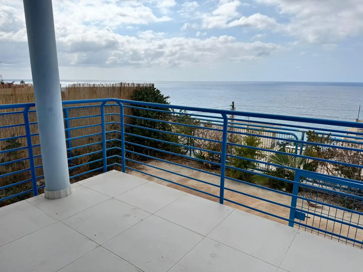 Terrasse von Einfamilien-Reihenhaus zur Miete in Villajoyosa / La Vila Joiosa mit Klimaanlage, Privatgarten und Terrasse