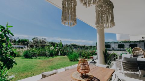 Foto 2 de Apartamento en venta en La Concha - Resina Golf, Estepona