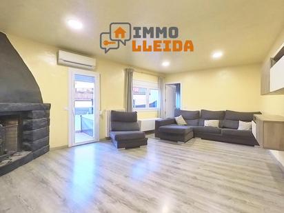 Living room of Single-family semi-detached for sale in Ponts  with Terrace