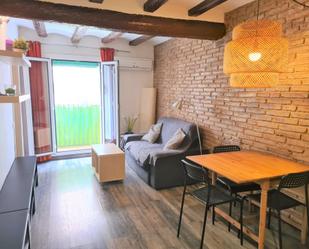 Living room of Flat to rent in  Barcelona Capital  with Air Conditioner and Balcony