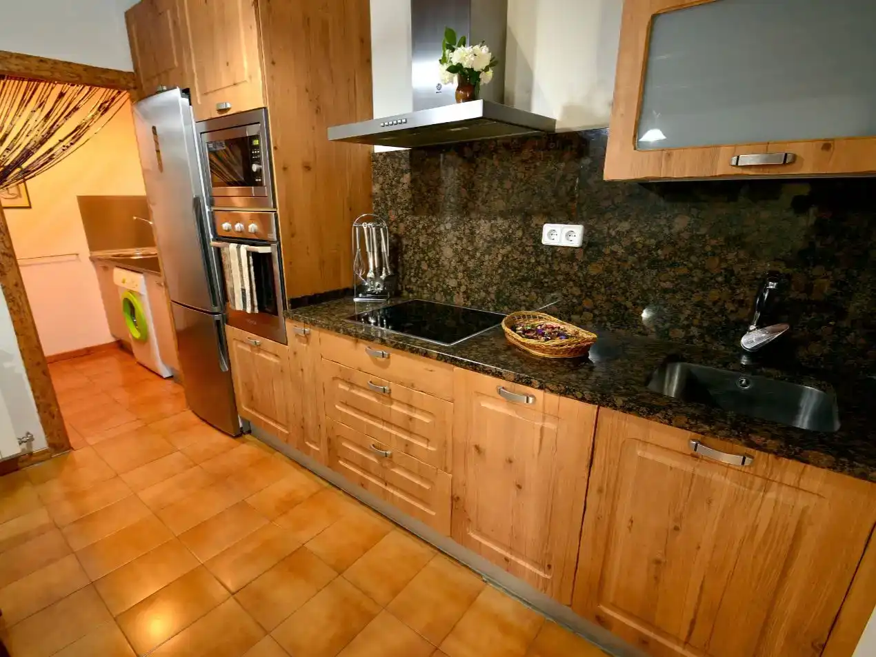 Cuina de Pis en venda en Garde amb Parquet, Traster i Moblat
