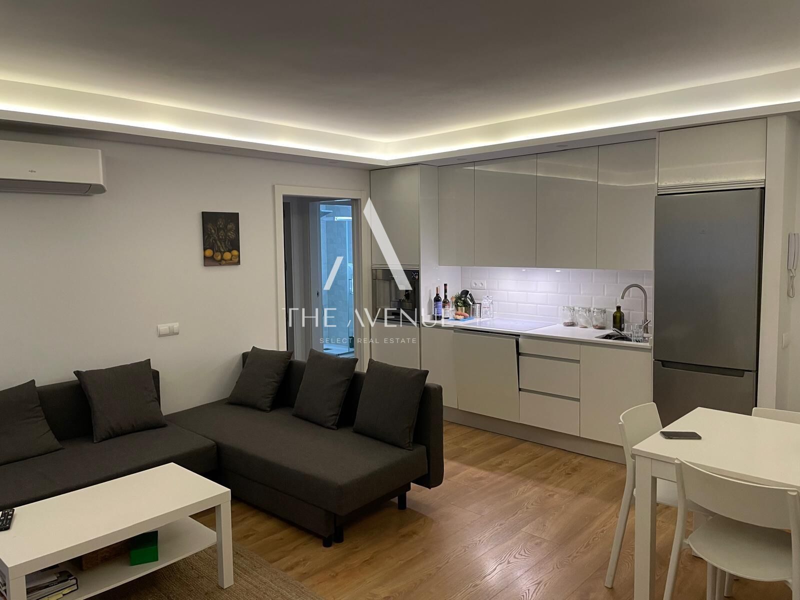 Sala d'estar de Pis en venda en  Madrid Capital amb Aire condicionat i Calefacció