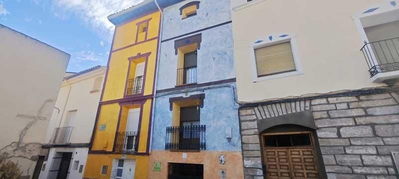 Vista exterior de Casa o xalet en venda en Maluenda amb Aire condicionat, Calefacció i Jardí privat
