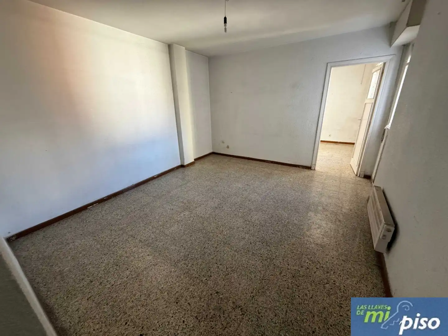 Flat with terrace for sale in Calle de Portugal 4, imagen 4