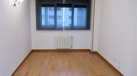 Photo 3 of Flat to rent in Calle del Río Guadiana, Juncal, Madrid