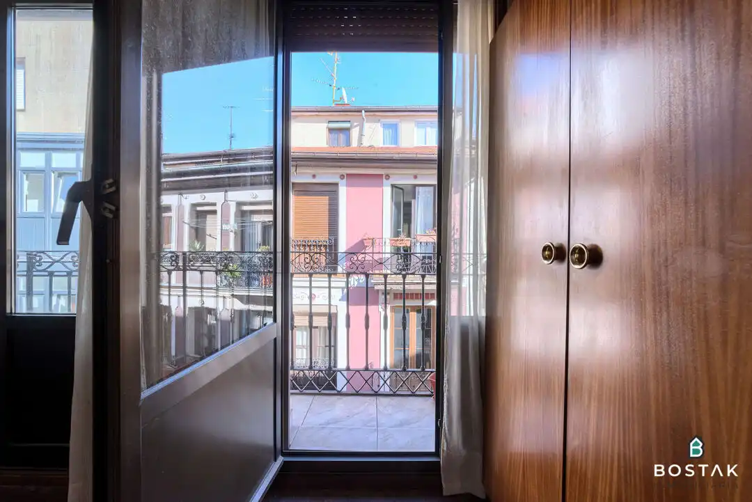 Terraza de Piso en venta en Bilbao  con Calefacción y Balcón