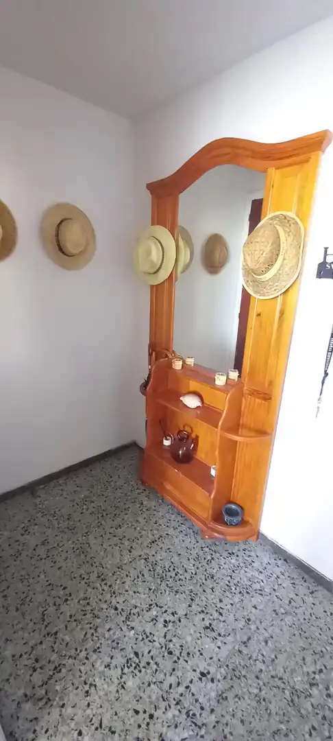 Apartament en venda en Roses amb Jardí privat