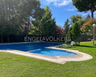 Swimming pool of House or chalet to rent in La Moraleja  with Air Conditioner, Terrace and Swimming Pool