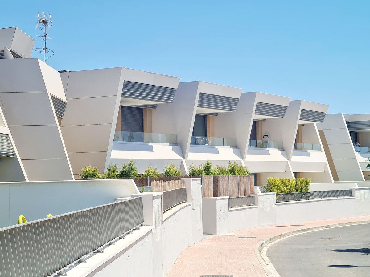 Einfamilien-Reihenhaus zur Miete in El Faro de Calaburra - Chaparral