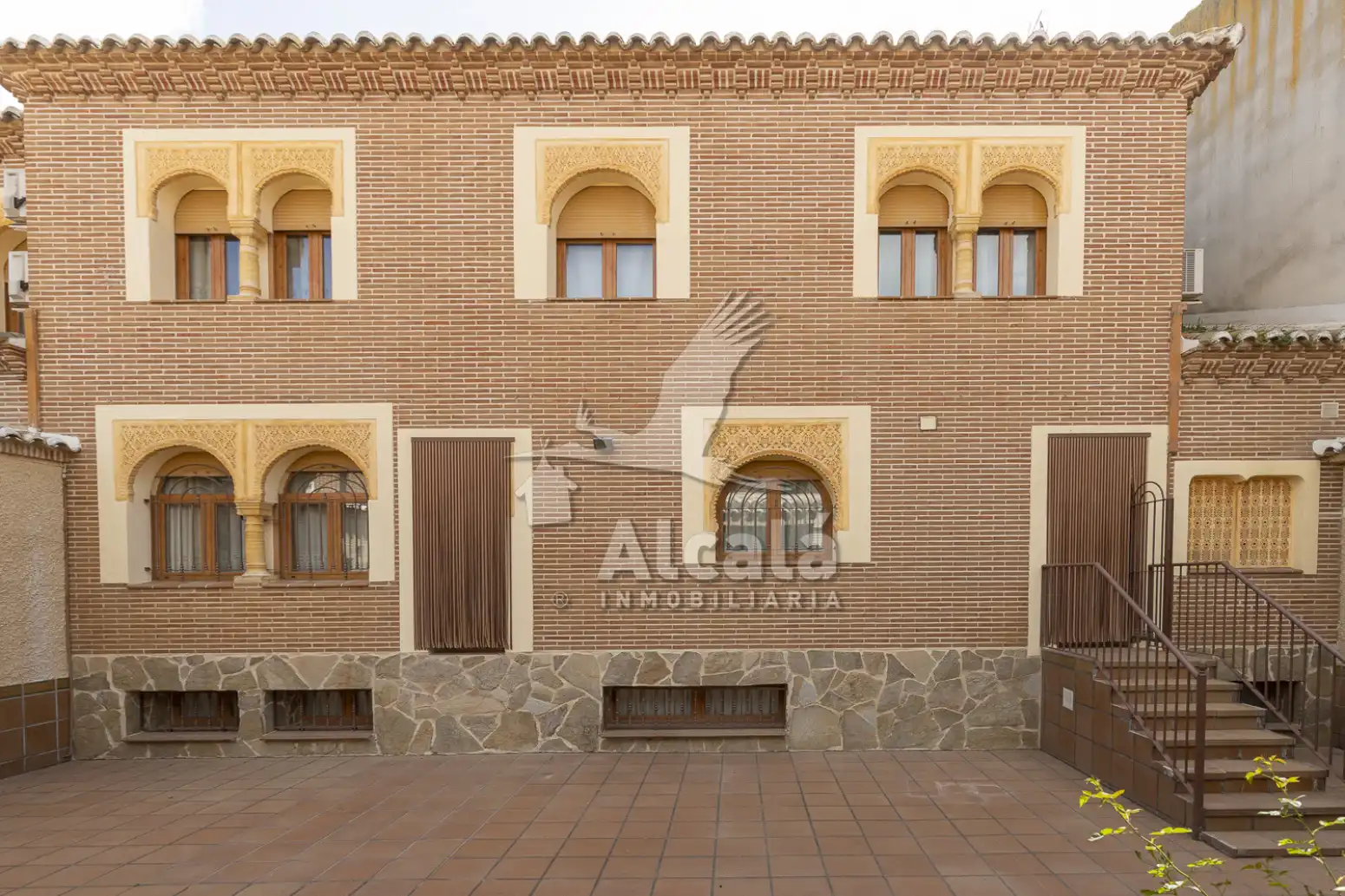 Vista exterior de Casa adosada en venta en Torrijos con Aire acondicionado, Calefacción y Terraza