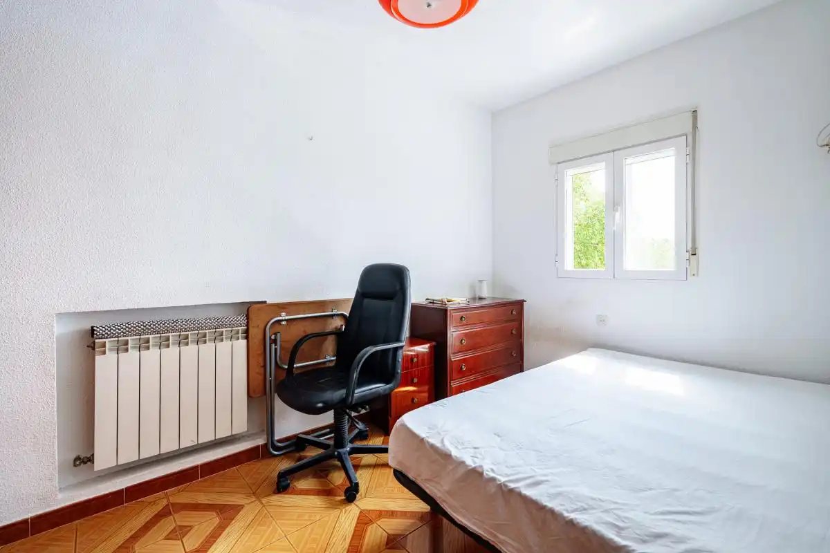 Bedroom of Flat for sale in Madrid  with Heating, Terrace and Furnished