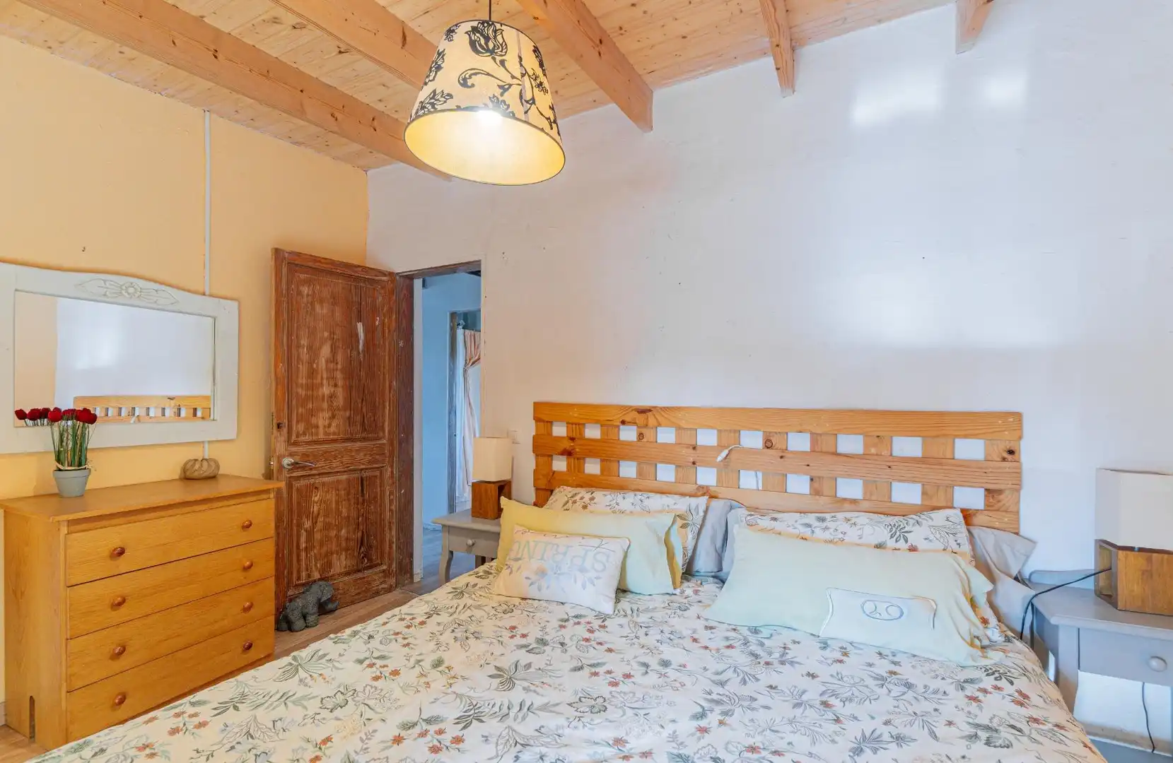 Schlafzimmer von Country house zum Verkauf in Sineu mit Klimaanlage, Heizung und Privatgarten