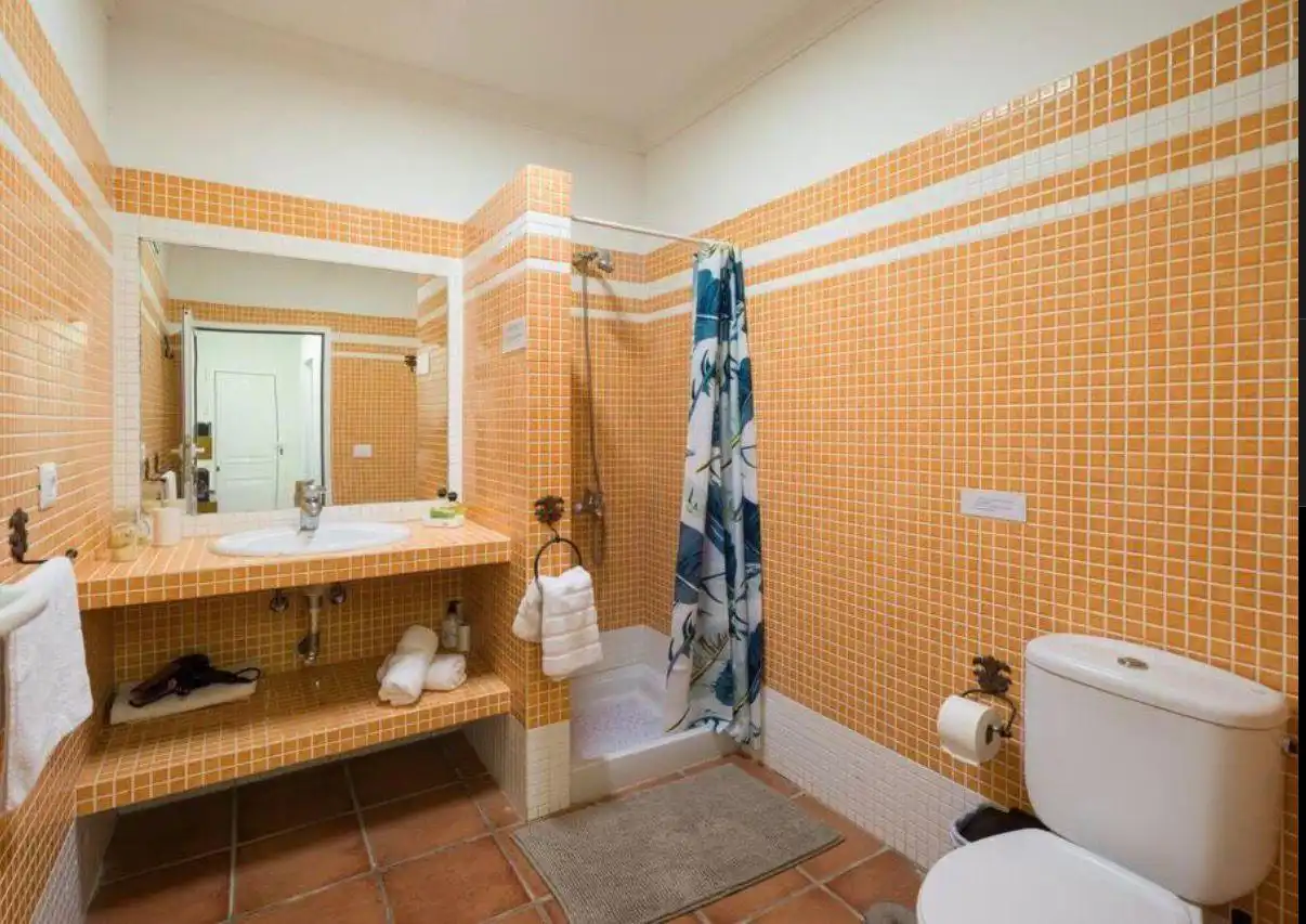 Bathroom of Country homes for sale in Gáldar  with Air Conditioner, Private garden and Parquet flooring