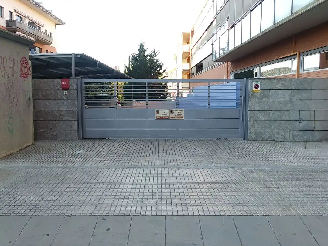Individuale in affitto a Calle Dr Klein 162