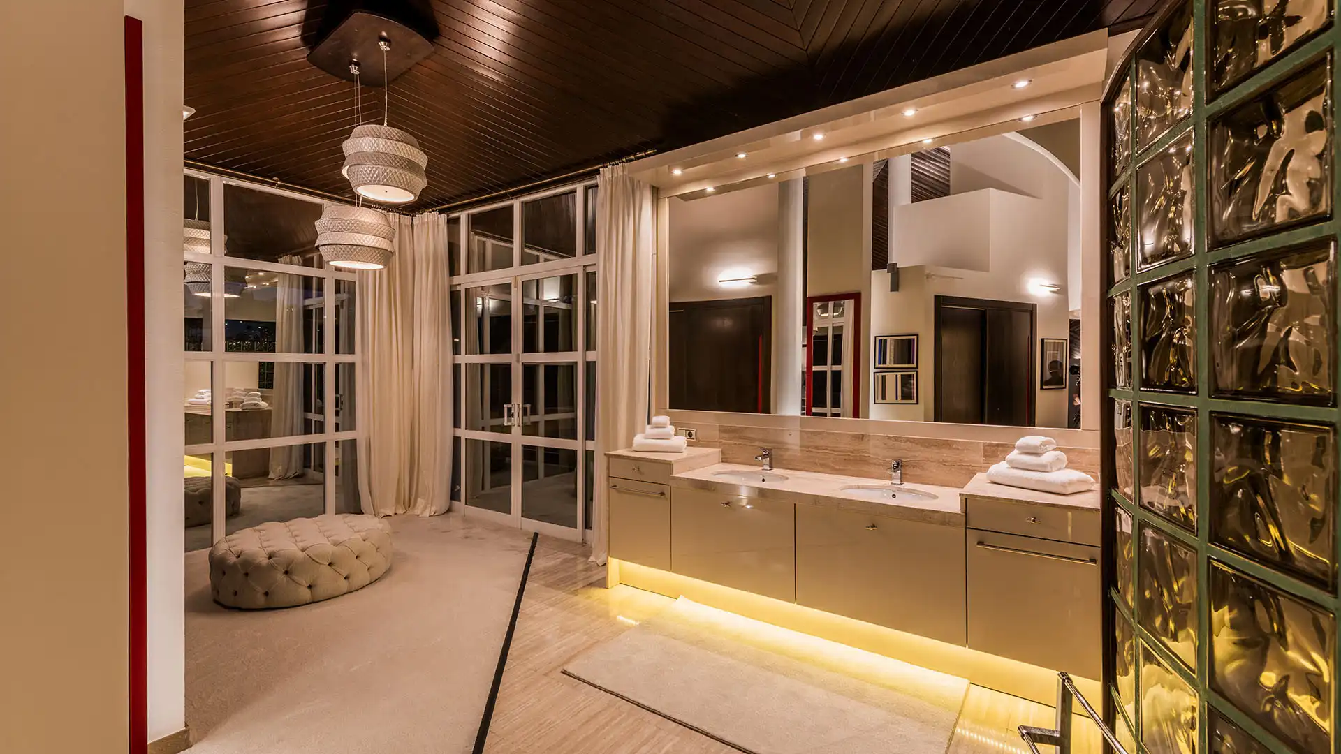 Baño de Casa o chalet en venta en Benahavís con Aire acondicionado, Jardín privado y Terraza