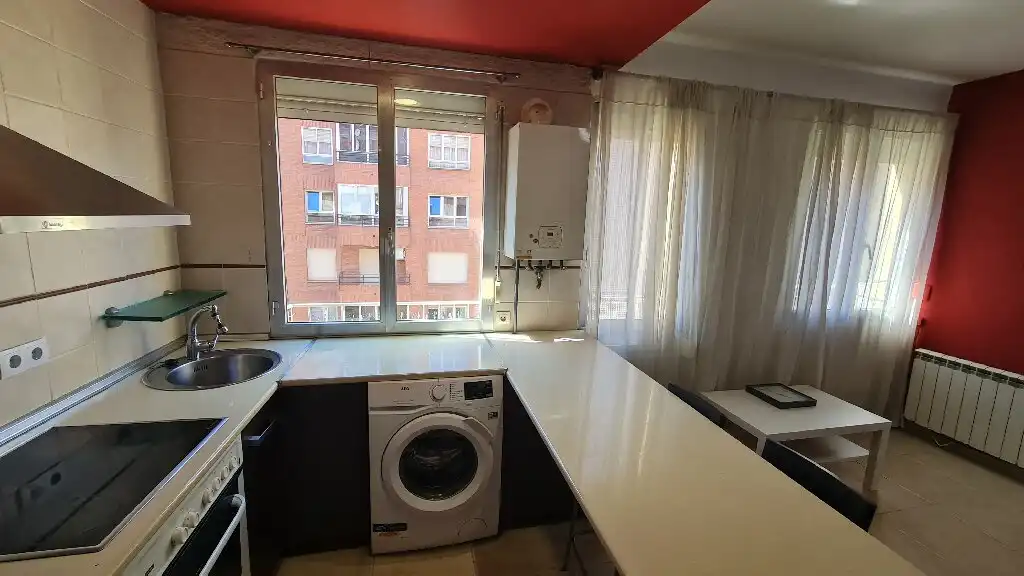 Kitchen of Duplexes for sale in  Logroño  with Heating and Furnished