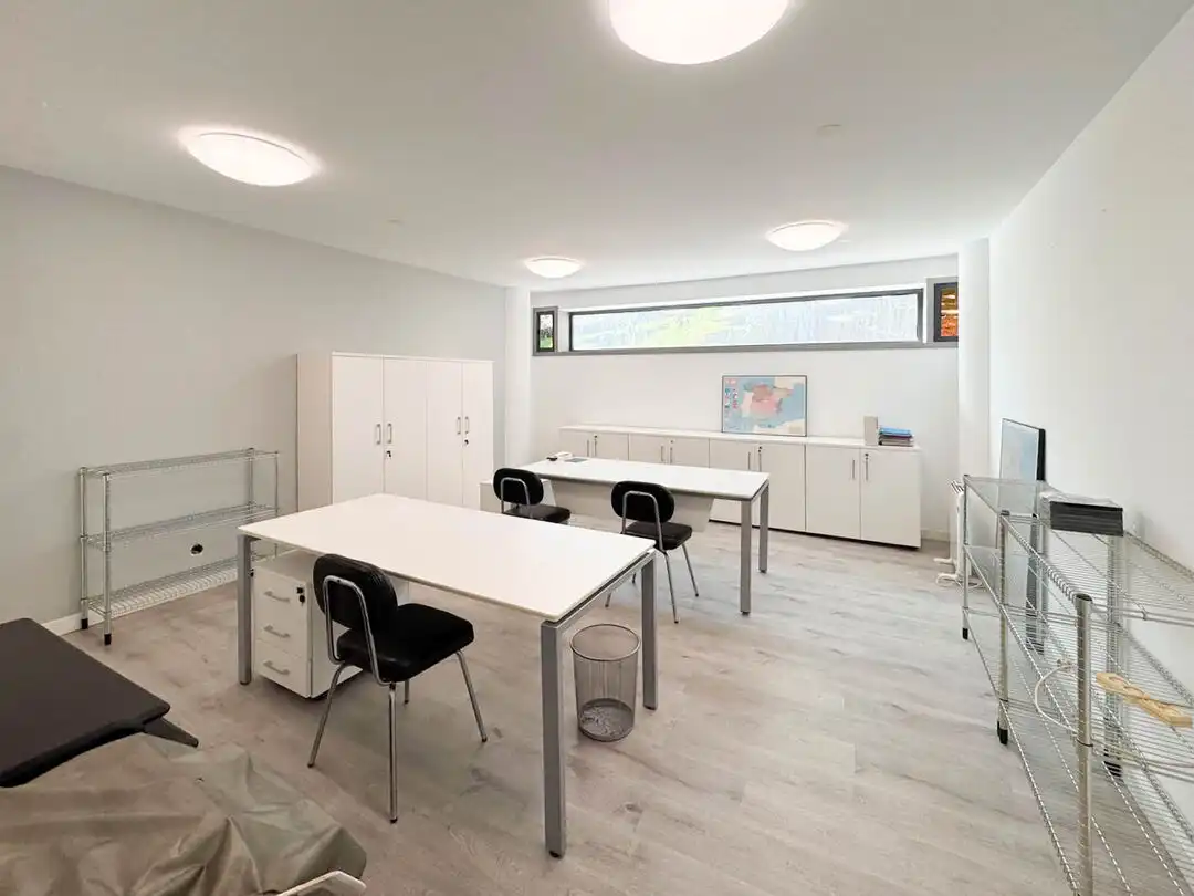 Büro zur Miete in Santander mit Heizung