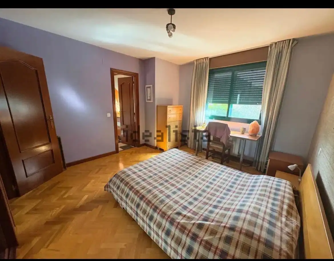 Dormitori de Casa o xalet en venda en Simancas amb Calefacció, Jardí privat i Traster