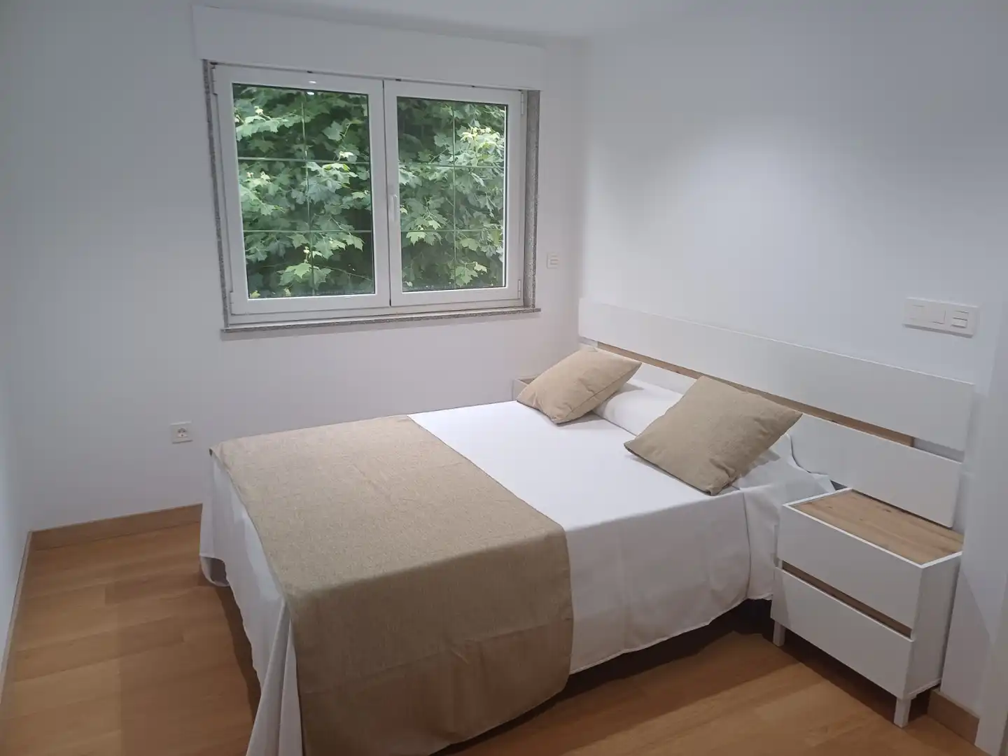 Dormitori de Casa o xalet de lloguer en Foz amb Jardí privat i Moblat