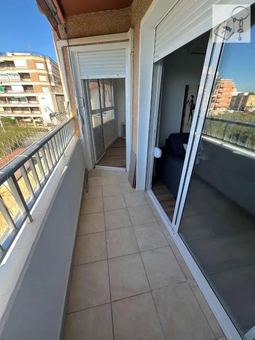 Terraza de Apartamento de alquiler en Torrevieja con Aire acondicionado, Calefacción y Terraza