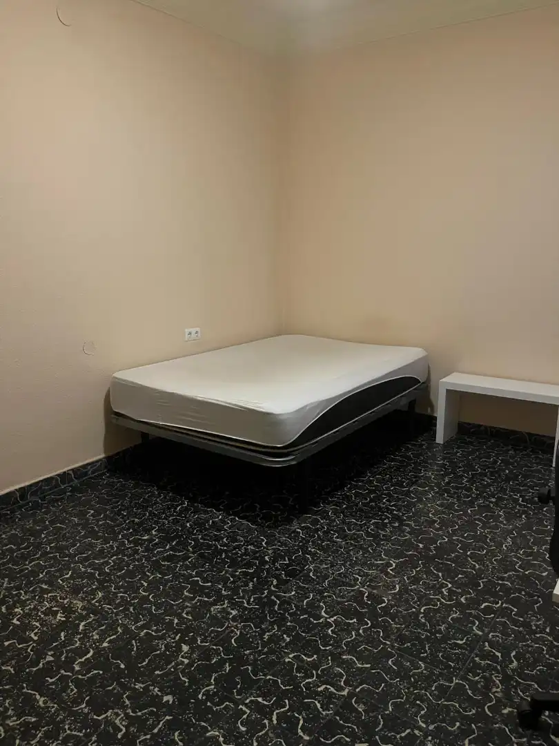 Bedroom of Flat for rent in Castellón de la Plana / Castelló de la Plana  with Furnished, Oven and Washing machine