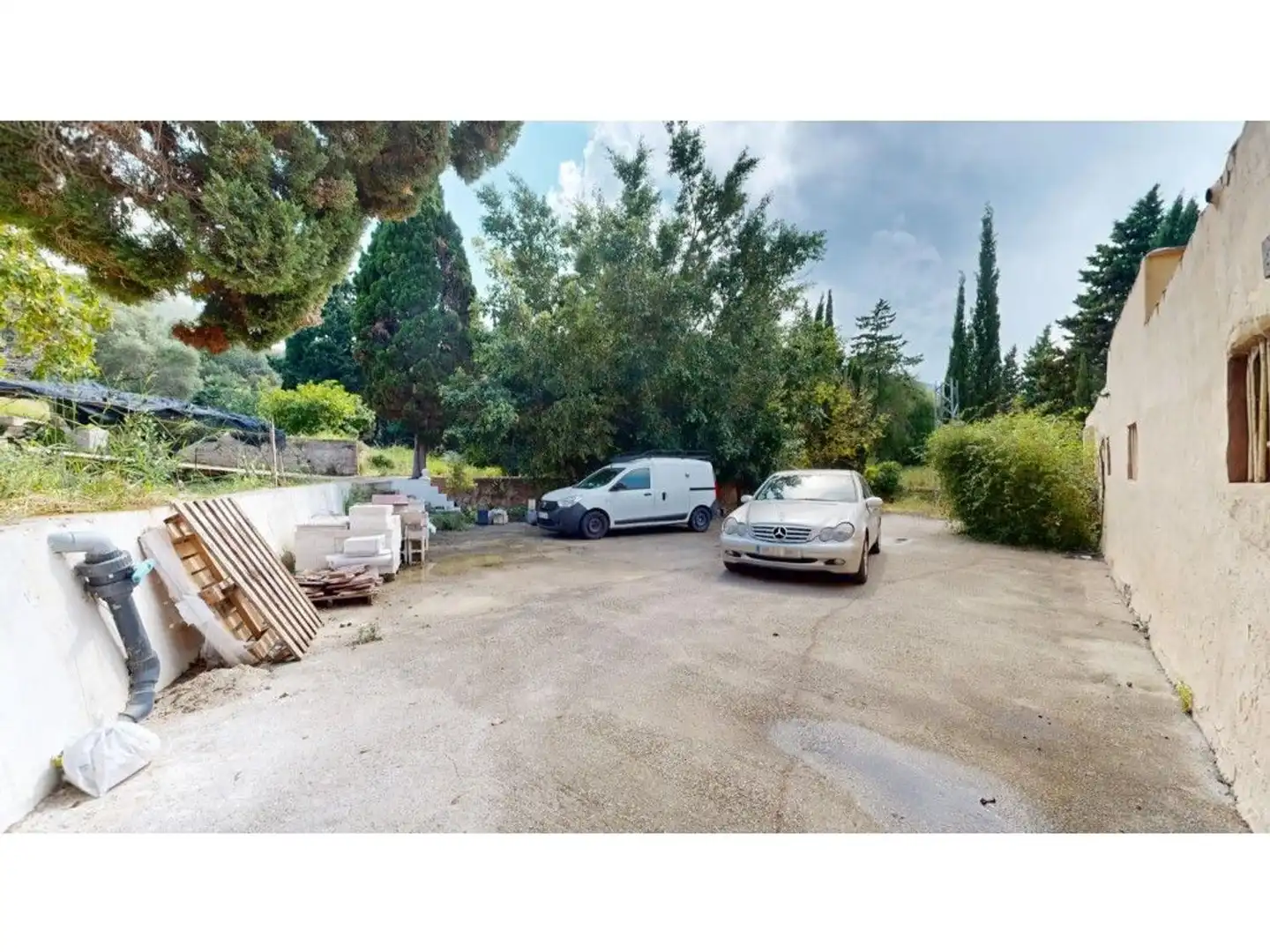 Vista exterior de Casa o xalet en venda en Tavernes de la Valldigna amb Terrassa i Piscina