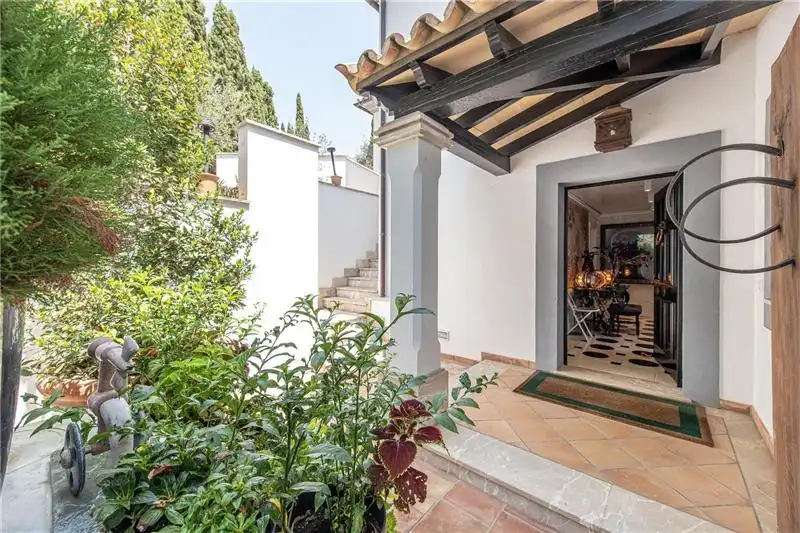 Garden of Houses for sale in Calvià  with Air Conditioner, Heating and Private garden