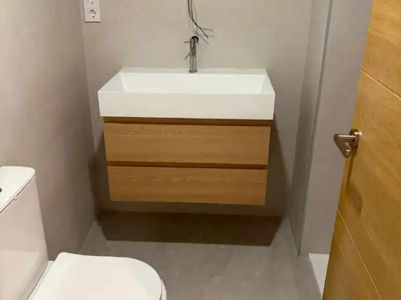 Badezimmer von Wohnung zum Verkauf in Reus mit Klimaanlage, Terrasse und Balkon
