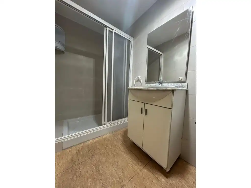Bany de Casa o xalet en venda en Valencia amb Aire condicionat
