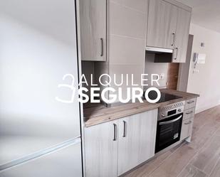Cuina de Pis de lloguer en El Berrueco amb Calefacció i Terrassa