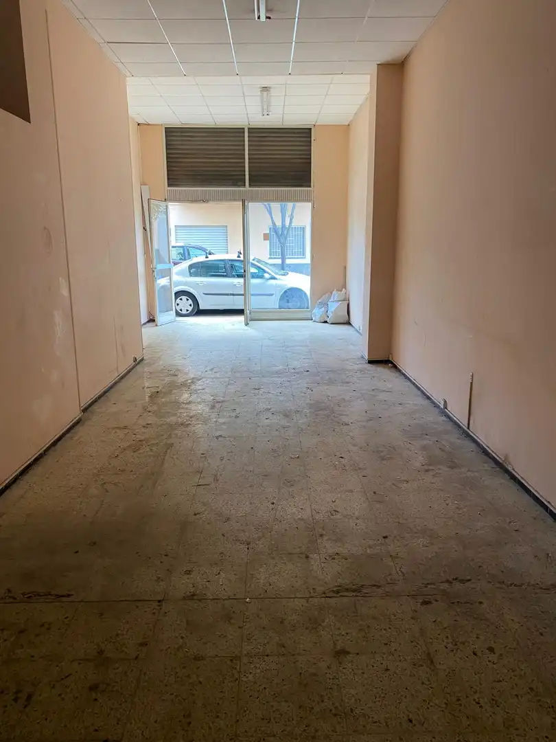 Local comercial en venda a Carrer d'Àngel Guimerà, imagen 4