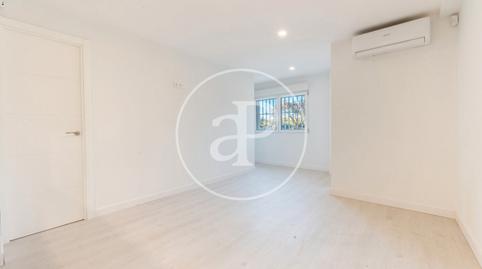 Foto 2 de Piso en venta en Paseo de las Yeserías, Acacias, Madrid