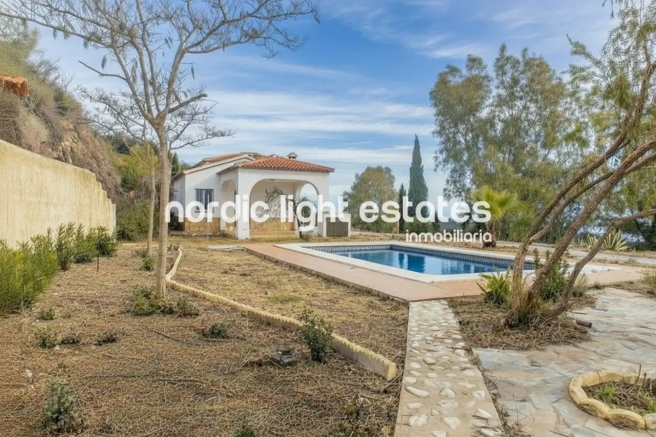 Casa amb piscina en venda a Arenas, imagen 4