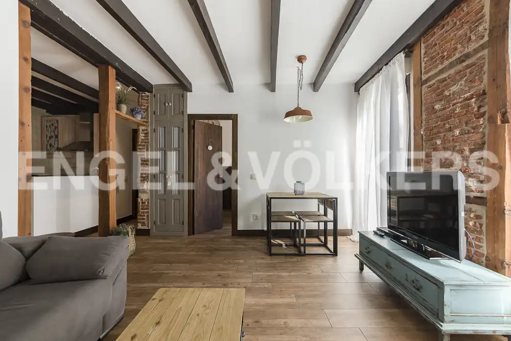 Sala d'estar de Pis de lloguer en Madrid amb Calefacció, Parquet i Traster