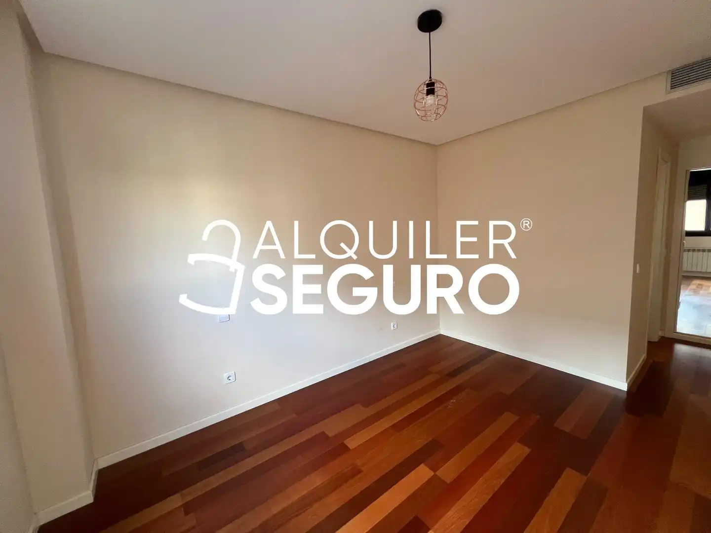 Habitación de Piso de alquiler en Madrid con Aire acondicionado, Calefacción y Terraza