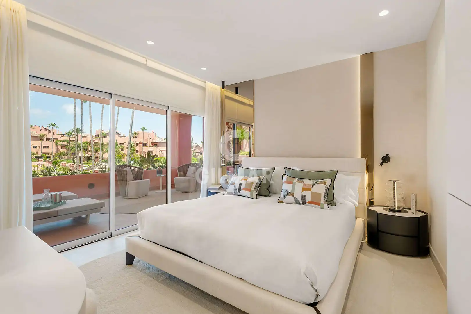 Apartamento con terraza en venta en Selwo, imagen 7