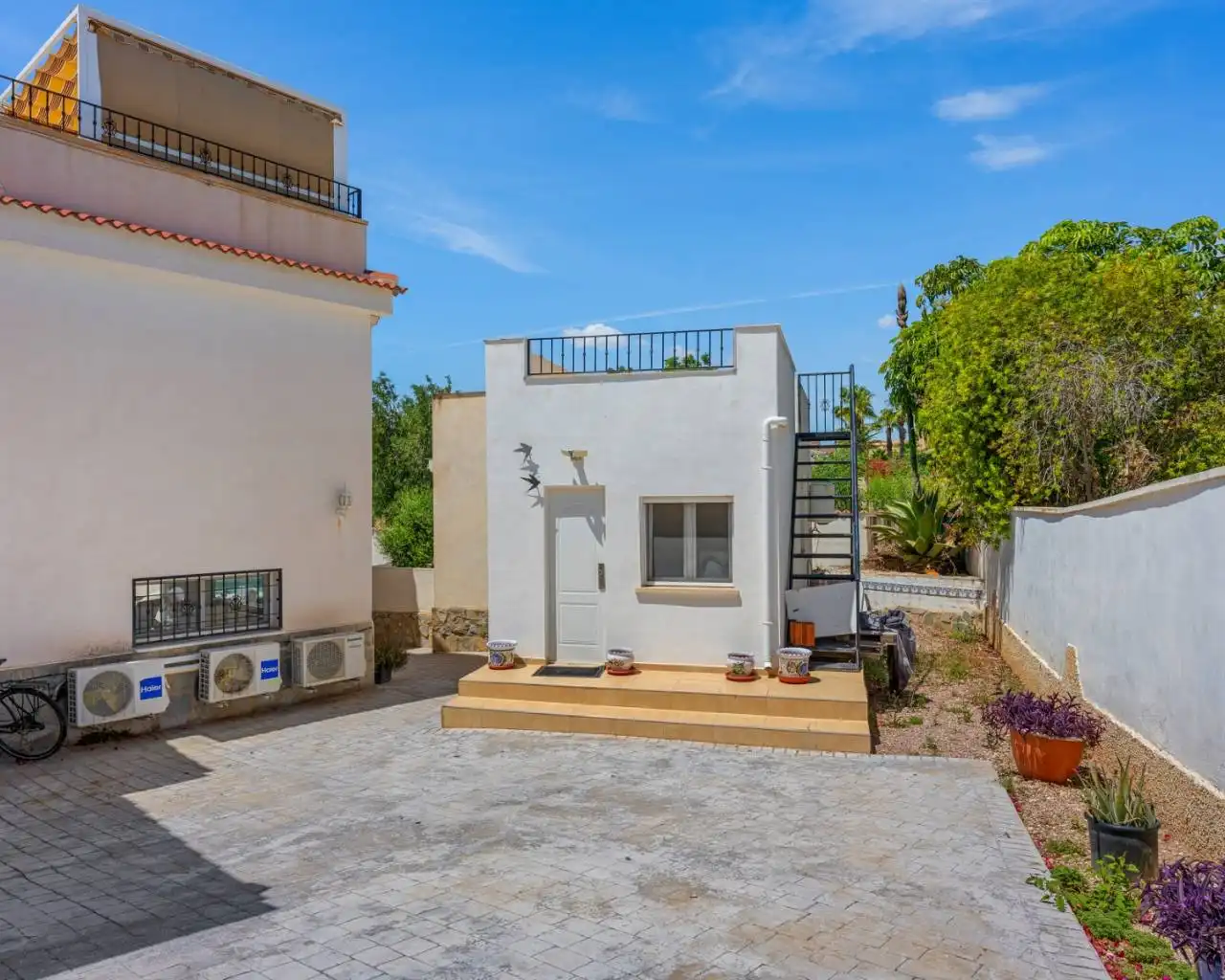 Exterior view of Houses for sale in Rojales  with Air Conditioner, Private garden and Terrace